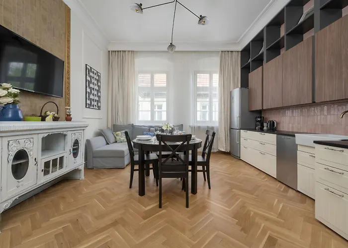 דירה Exclusive Old Town By Renters *