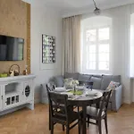شقة Exclusive Old Town By Renters