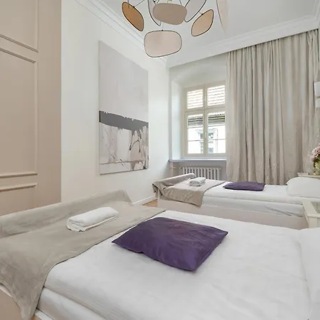 Апартаменты Exclusive Old Town Apartment By Noclegi Renters *