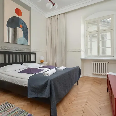Exclusive Old Town Apartment By Noclegi Renters Апартаменты *