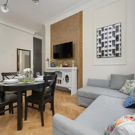 Exclusive Old Town By Renters *