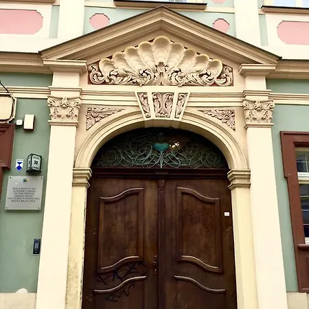 Exclusive Old Town Apartment By Noclegi Renters Apartment